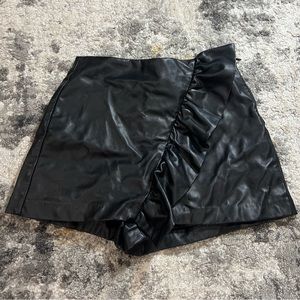 We like a mini faux leather look!